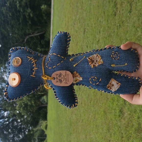 Handcrafted Voodoo Doll - Picture 1 of 5